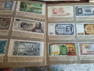 3 antiguos albumes cromos completos años 70 80