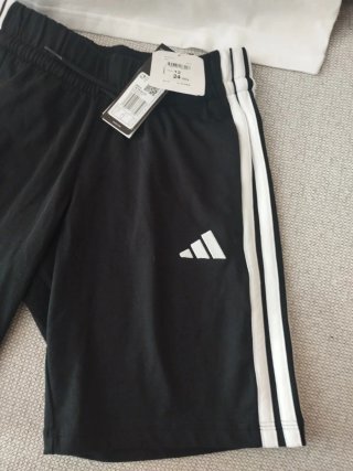 Conjunto Adidas niño Talla 12 años