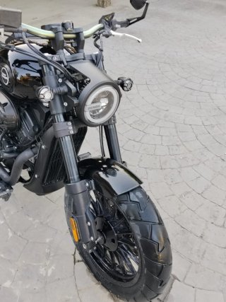 Keeway Benda V Cruise 302 C Negra