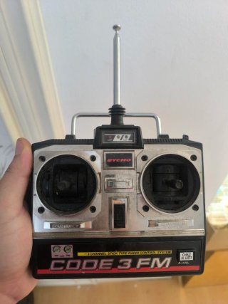 Emisora Futaba Attack-R FP-T2NBR 40MHz