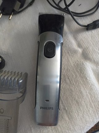 Philips Multigroom Rasoio Accessori