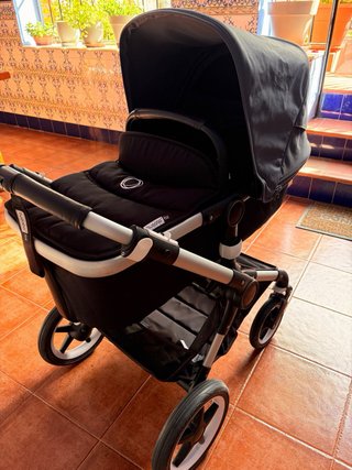 Bugaboo Fox Carrito Negro Capazo y Silla