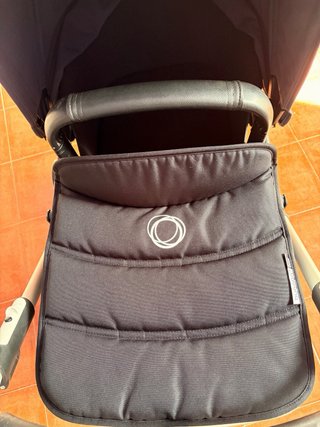 Bugaboo Fox Carrito Negro Capazo y Silla