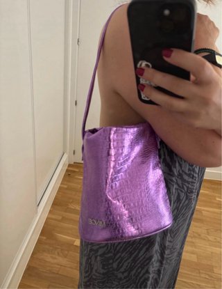 Bolso Hombro Metalizado Morado