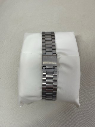 Reloj Casio Vintage Plateado y Negro