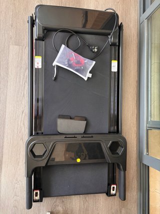 Cinta de correr eléctrica plegable nueva sin usar