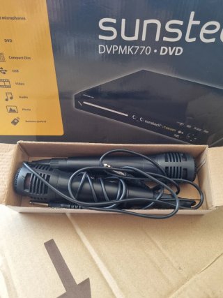 Sunstech DVPMK770 DVD Karaoke con Micrófonos