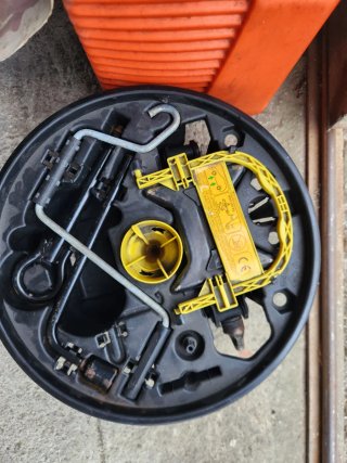 Accesorios Rueda Repuesto Renault Clio 2