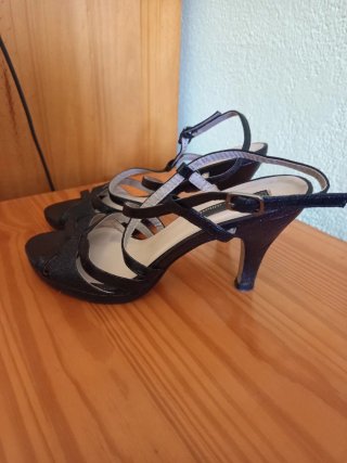 Sandalias de tacón Amore Amore negras talla 37