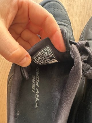Zapatillas Skechers Negras Cómodas