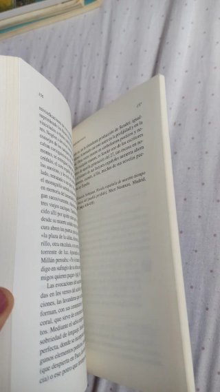 Réquiem por un campesino español (Libro)
