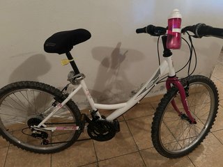 Bicicleta de Montaña Mediana regalo casco