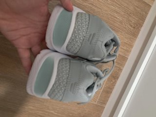 Deportivas Fila grises y blancas