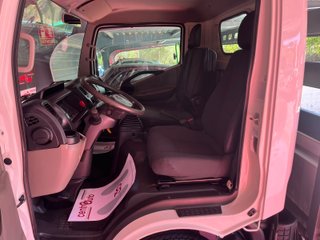 Nissan NT400 Cabstar Cabina Abatible