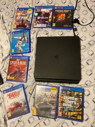 PS4 (PlayStation 4) + 8 Juegos