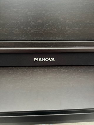Piano Pianova PR-215 RW con banqueta