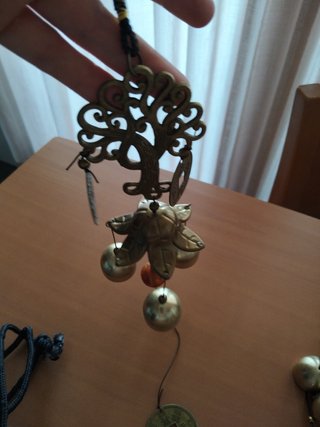 Colgador con campanas y árbol de la vida