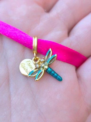 CHARM LIBELULA AZUL Y DORADA
