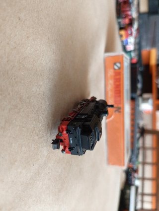 Locomotora ARNOLD