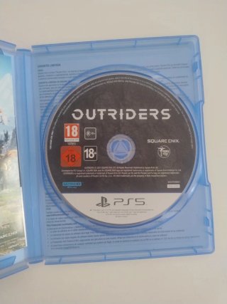 PRECINTADO: Uncharted y Outriders Day, usado PS5