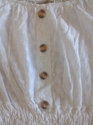 Blusa bordada blanca manga larga