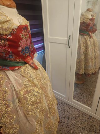 Traje de Fallera niña S. XVIII