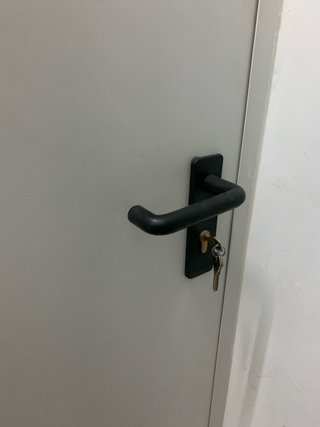 Puerta cortafuegos galvanizada
