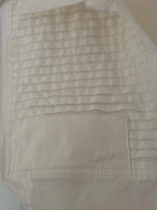 Blusa Adolfo Domínguez y Pantalón Eloy