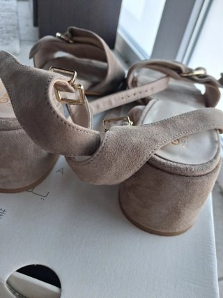 Sandalias Geox Beige