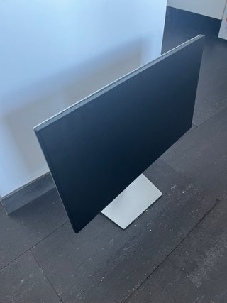Monitor Dell UltraSharp U2422HE 24” USB-C
