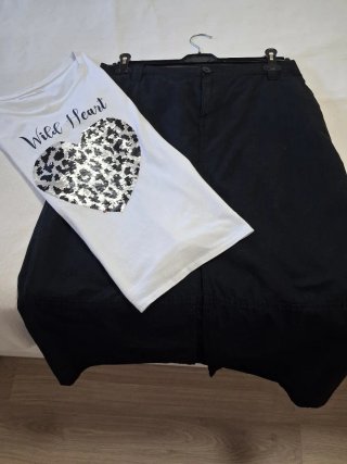Falda T.XL, Blusa y Camiseta T. M/L