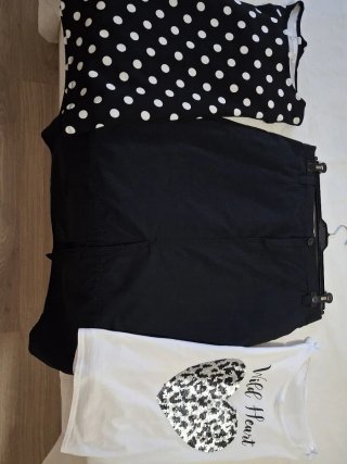 Falda T.XL, Blusa y Camiseta T. M/L