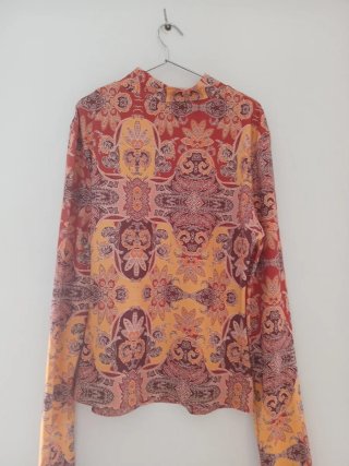 Camiseta Shein Estampada Talla M