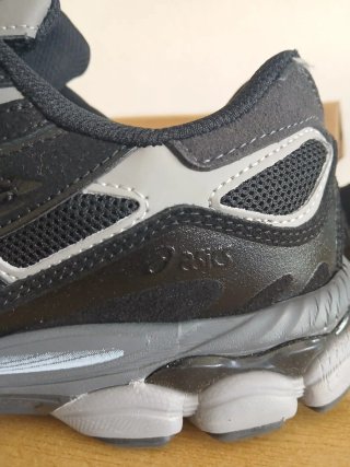 Zapatillas Asics Carbon Ash/Silver Talla 44