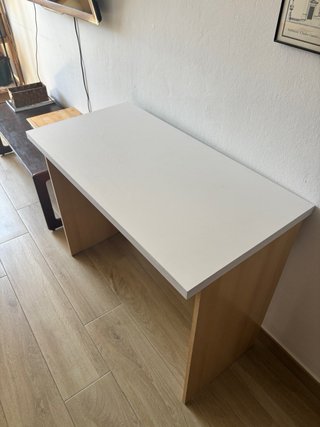 Escritorio madera blanco y beige