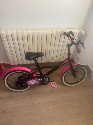 Bicicleta infantil Btwin rosa