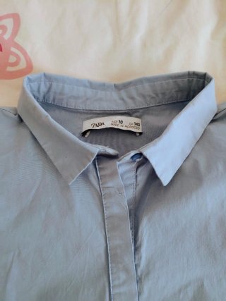 Blusa crop Zara azul claro T.10