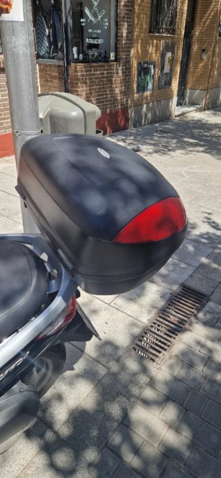 Yamaha X-CITY 250 cc Scooter