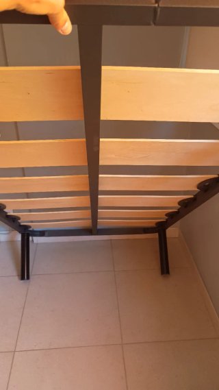 Somier cama 90x190 con patas. Nuevo sin usar.