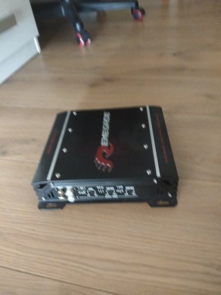 Subwoofer Renegade con Amplificador Coche