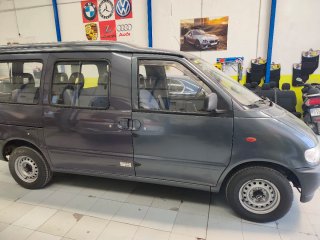 Nissan Vanette 1996
