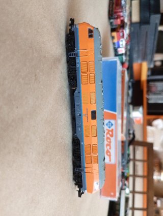 Locomotora ROCO