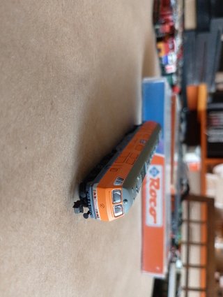 Locomotora ROCO