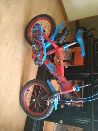 Bicicleta Spiderman Roja y Azul