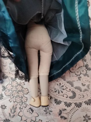 Muñeca de porcelana vintage