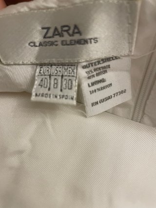 Vestido blanco elegante sin mangas