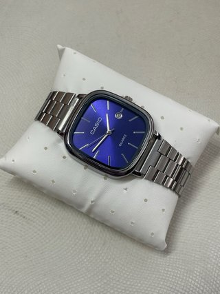 Reloj Casio Vintage Plateado y Azul