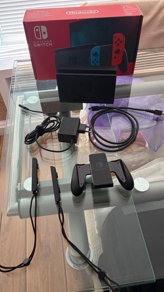 Nintendo Switch Dock, Cargador y Accesorios