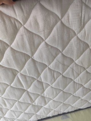 Colchón y almohada 90