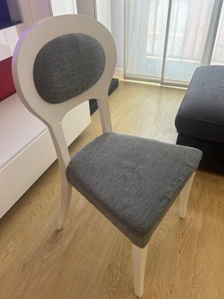 Juego de mesa extensible con 4 sillas